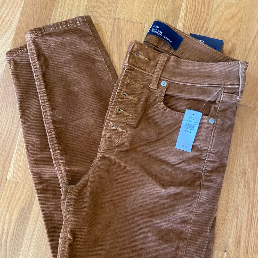 Gap Highrise Skinny Corduroys Size 4/27R. 12 inch Rise. NWT